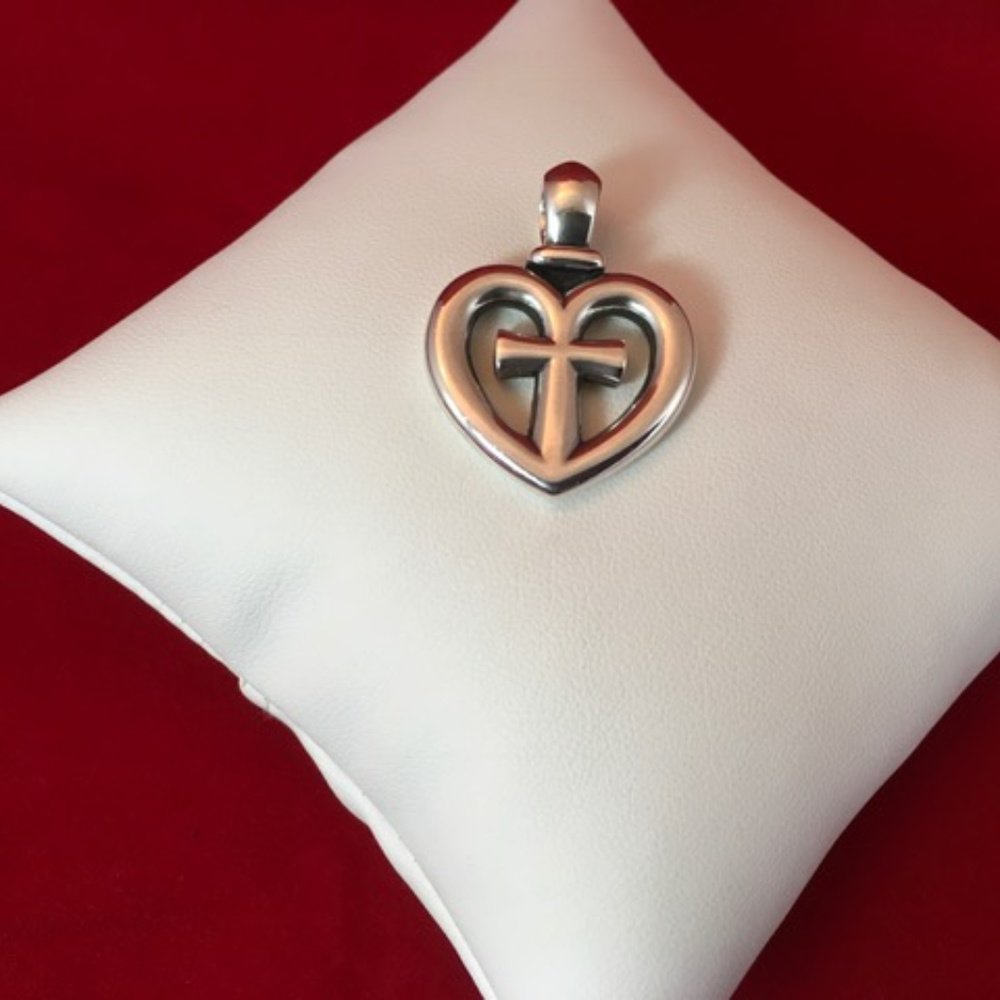 James Avery RETIRED Sterling  Heart Cross Pendant - Picture 2 of 4